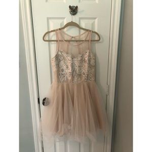 Minuet Tulle Embellished Open Back Cocktail Dress